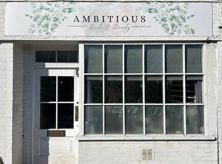 Main image of property: 3 East Street, Newport, Isle Of Wight, PO30