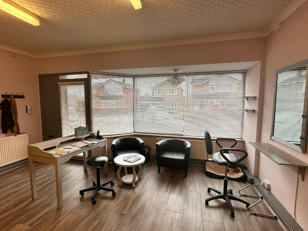 Additional property image - 9 Hayfield Close, Belper, Derbyshire, DE56
