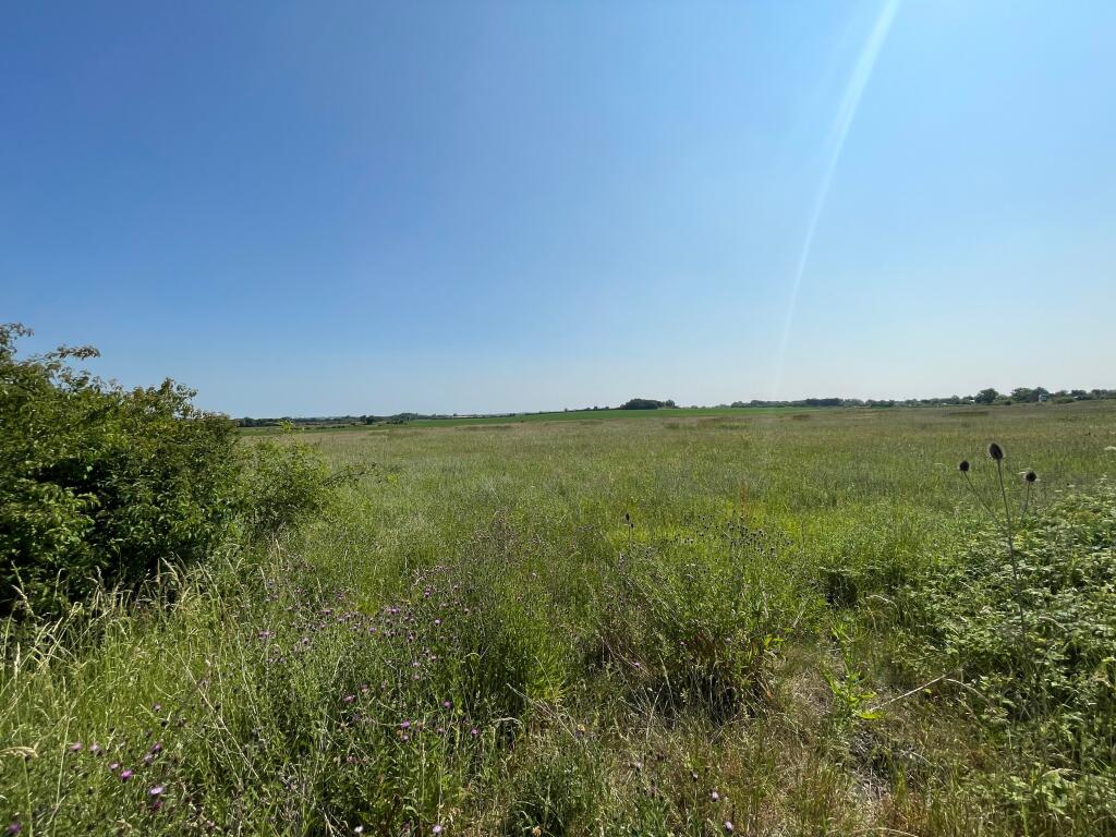 Main image of property: 94.06 acres 38.07 hectares of Amenity Land at Wentworth, Cambridge.  