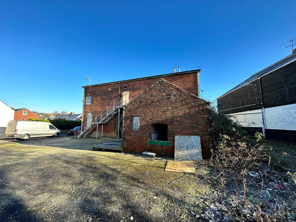 Pub for sale in Commercial Inn, Bridge Street, Pilsley, Derbyshire S45