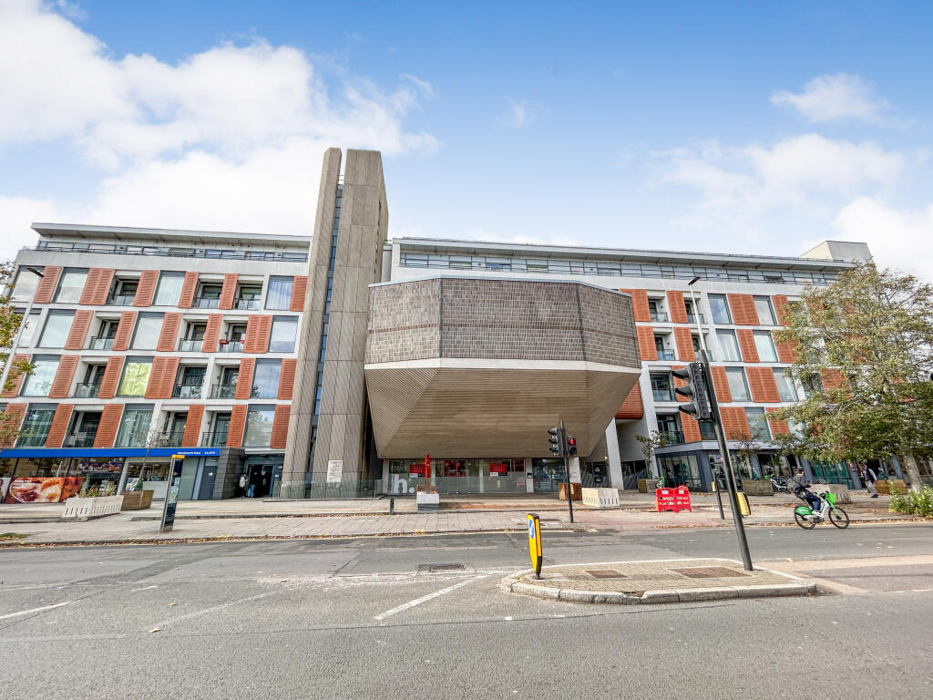 Main image of property: Unit 4 Cantilever Court, 202 Wandsworth Road, Battersea, London SW8 2JU