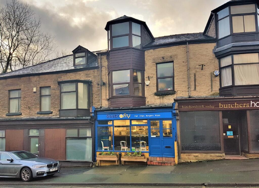 Main image of property: 11 Victoria Terrace, Fairfield Road, Buxton, Derbyshire SK17 7BL