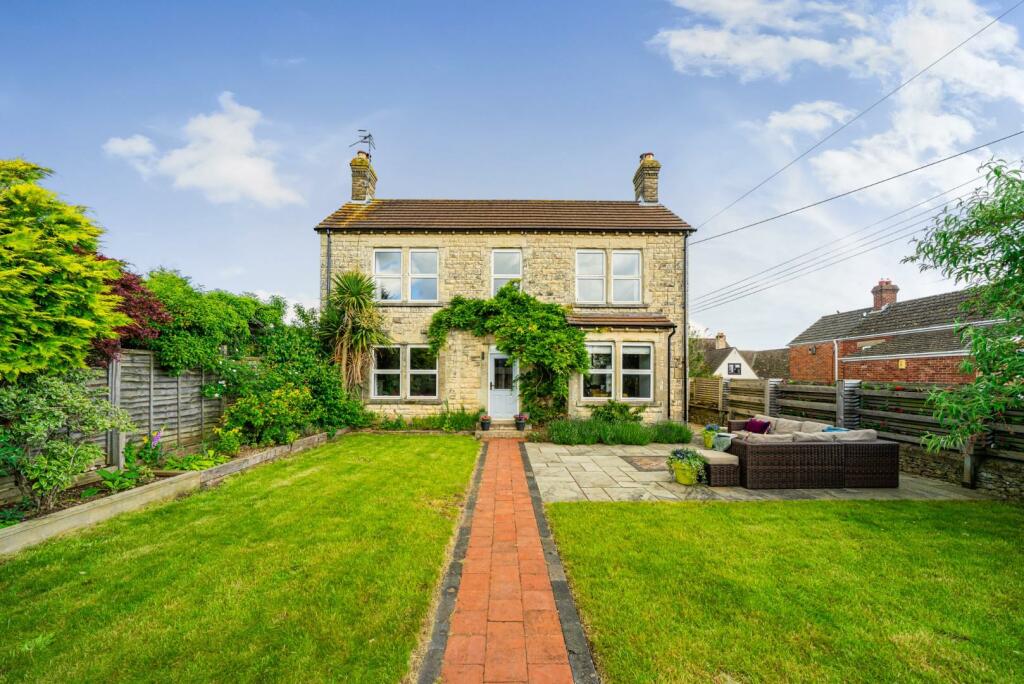 4 bedroom cottage for sale in Whiteshill, Stroud, GL6