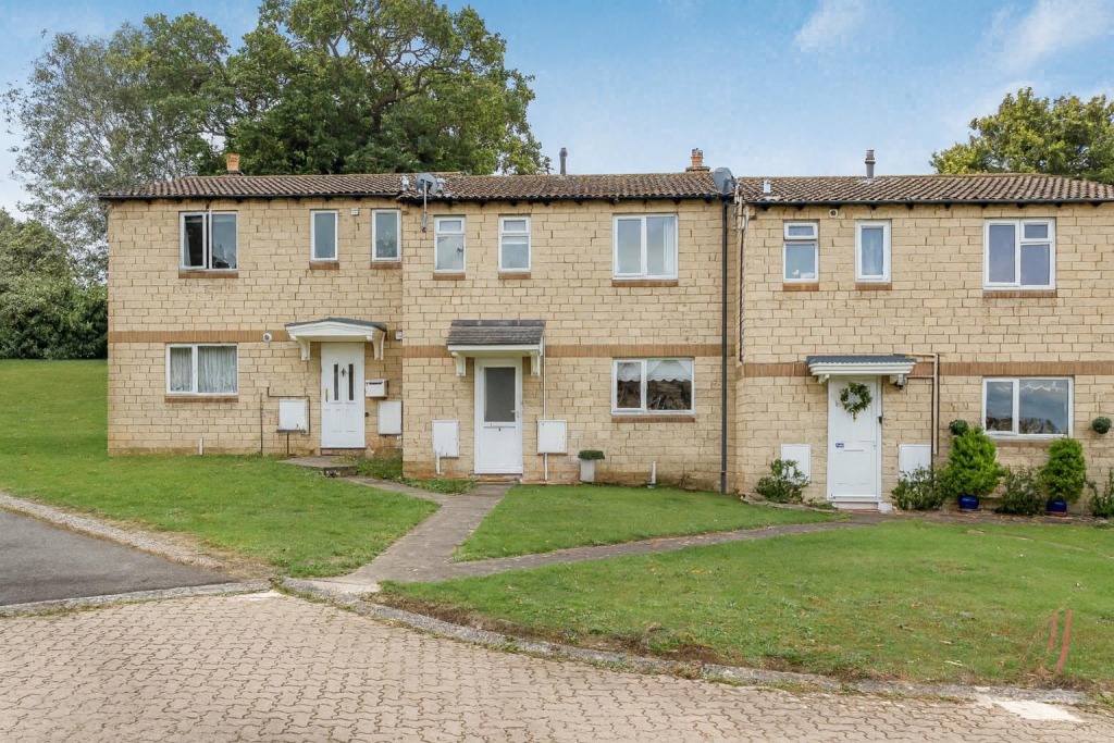 Main image of property: Starling Court, Stonehouse