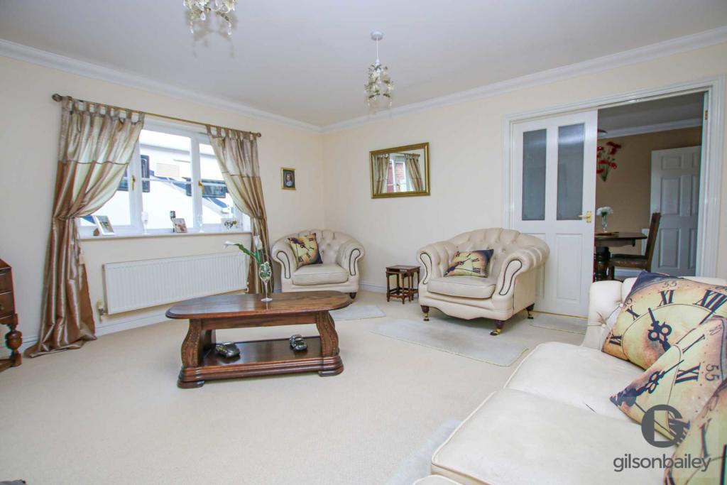 3 bedroom chalet for sale in Norwich Road, Lingwood, NR13