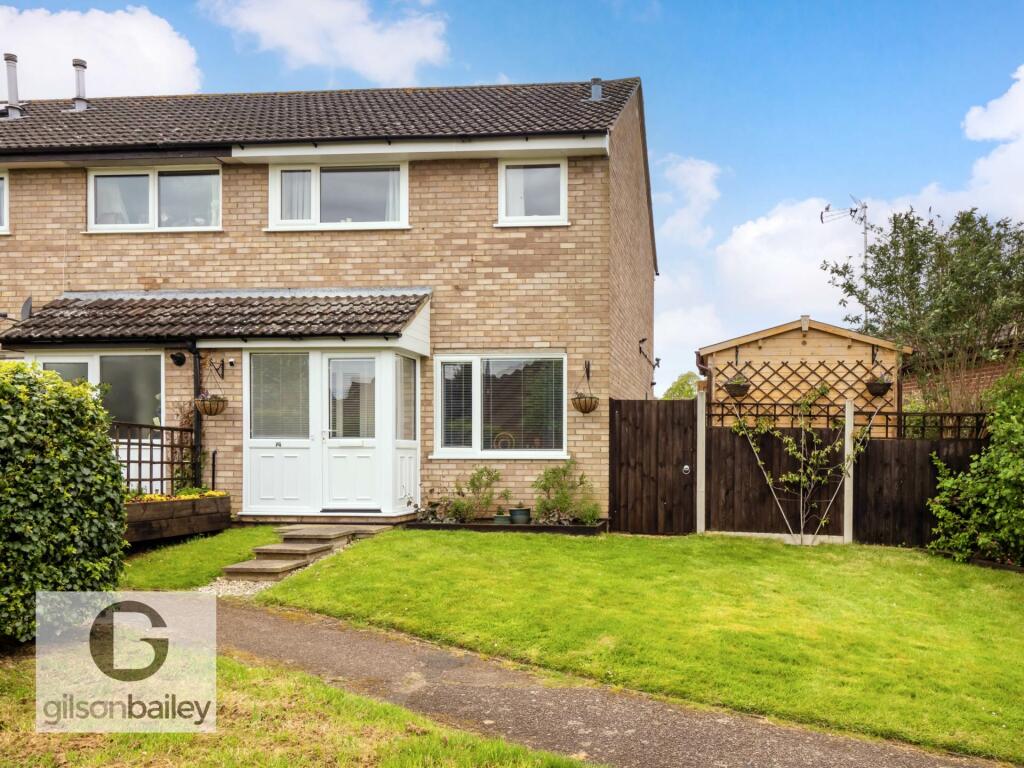 3 bedroom end of terrace house for sale in Berryfields, Brundall, NR13