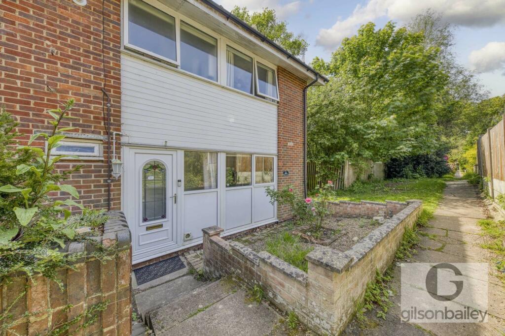 3 bedroom end of terrace house for sale in Rose Walk, Brundall, NR13