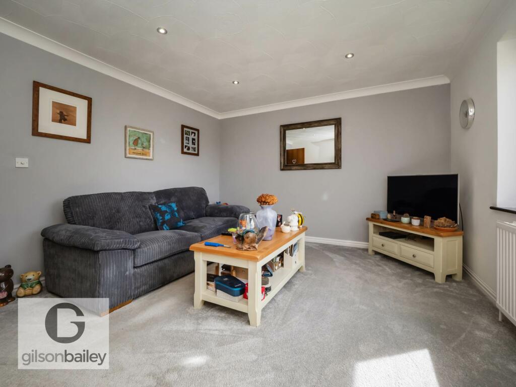 2 bedroom flat for sale in Chapel Court Globe Lane, Blofield, NR13