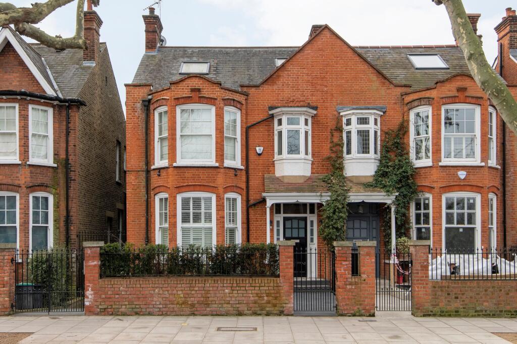 Main image of property: St. Quintin Avenue, North Kensington, W10