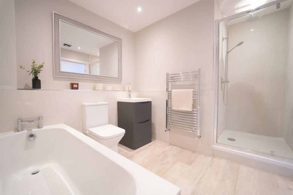Additional property image - Gittins Apartments, Brook Street, Neston