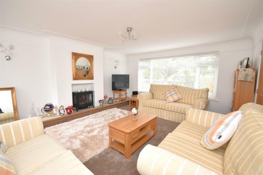 Additional property image - Merton Close, Neston