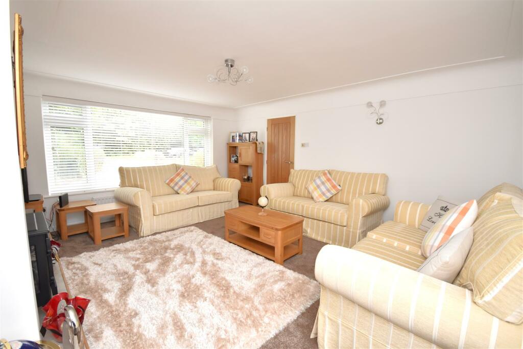 Additional property image - Merton Close, Neston
