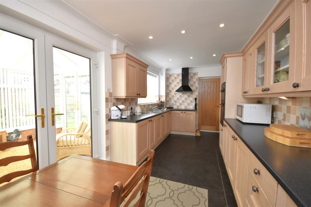 Additional property image - Merton Close, Neston