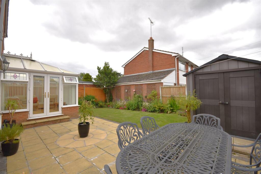 Additional property image - Merton Close, Neston