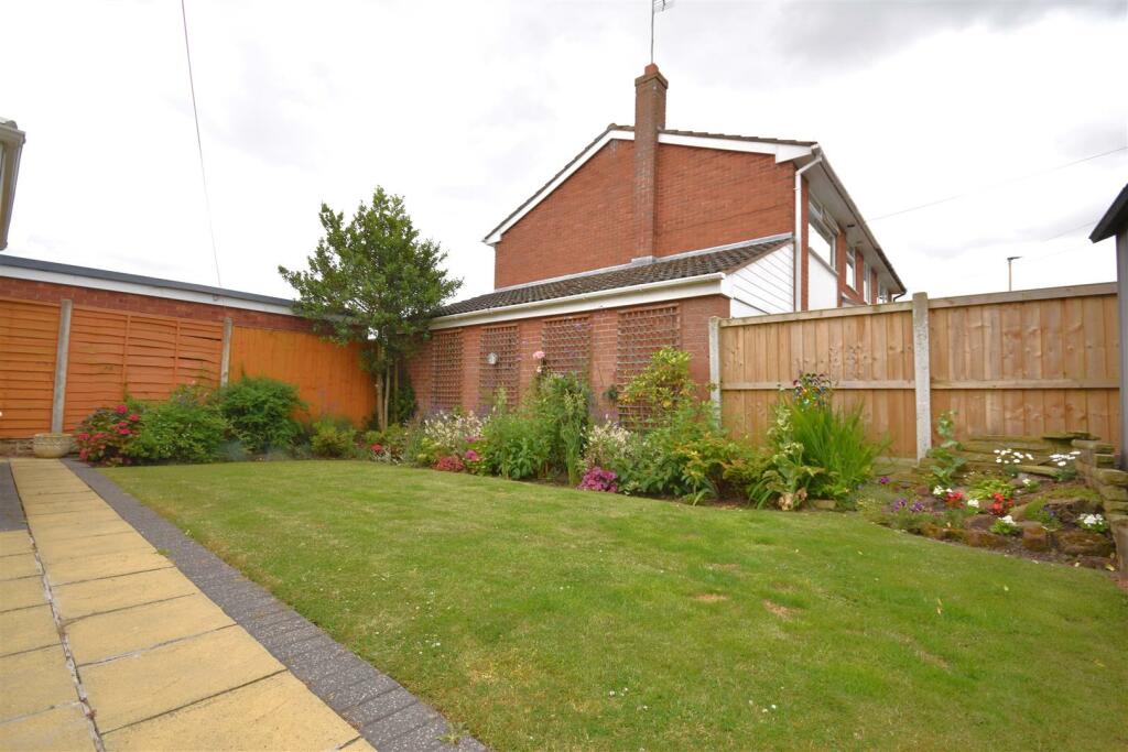 Additional property image - Merton Close, Neston