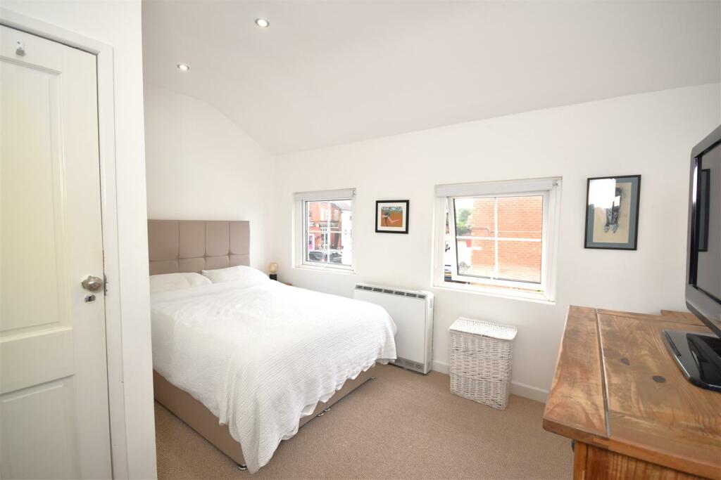Additional property image - Town Lane, Little Neston