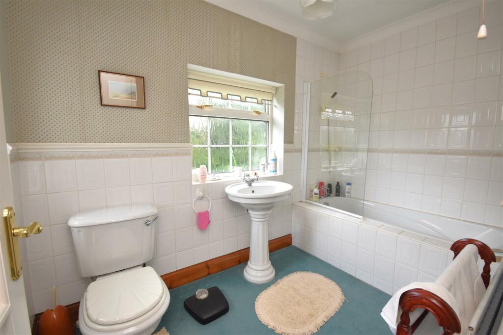 Additional property image - Beech Cottage, Wood Lane, Parkgate, Neston