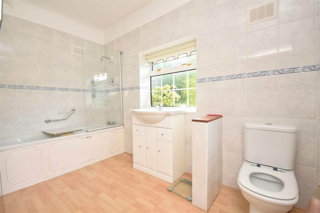 Additional property image - Beech Cottage, Wood Lane, Parkgate, Neston