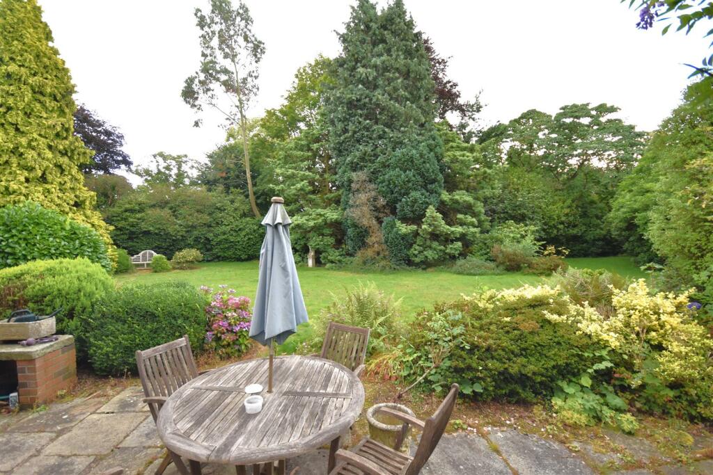 Additional property image - Beech Cottage, Wood Lane, Parkgate, Neston