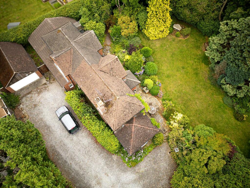 Additional property image - Beech Cottage, Wood Lane, Parkgate, Neston