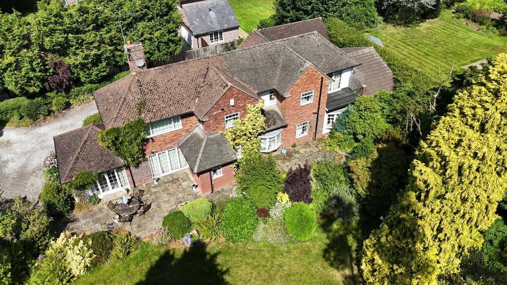 Additional property image - Beech Cottage, Wood Lane, Parkgate, Neston