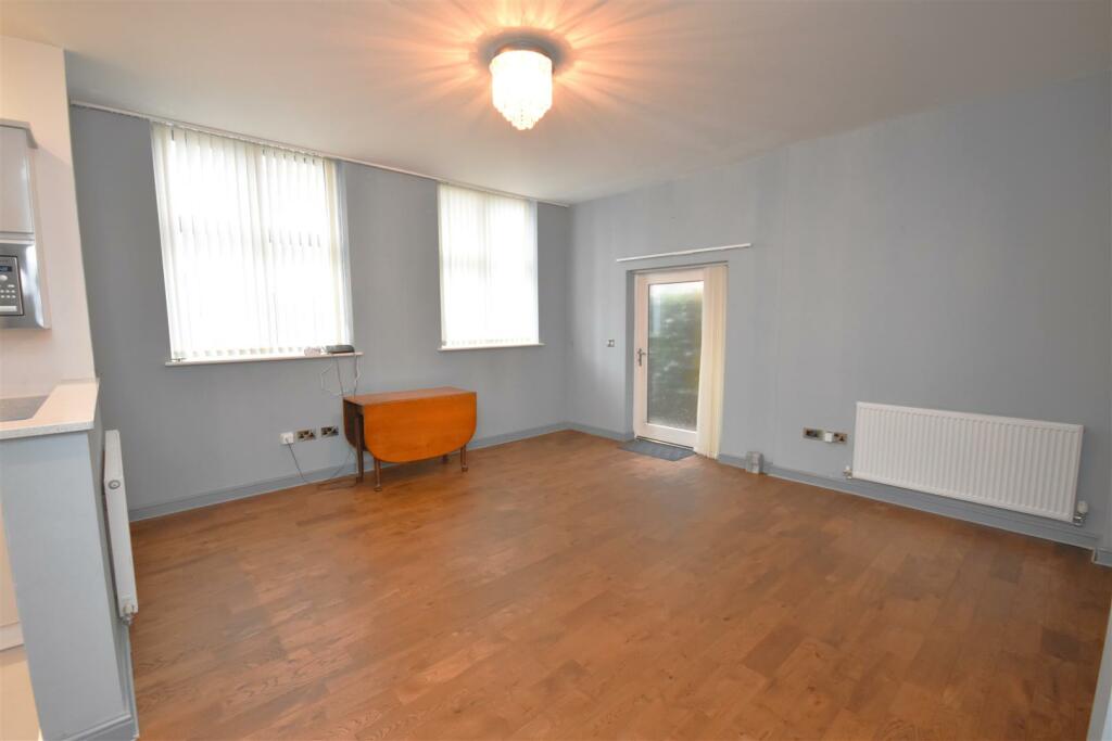 Additional property image - Grenfell Park, Parkgate, Neston