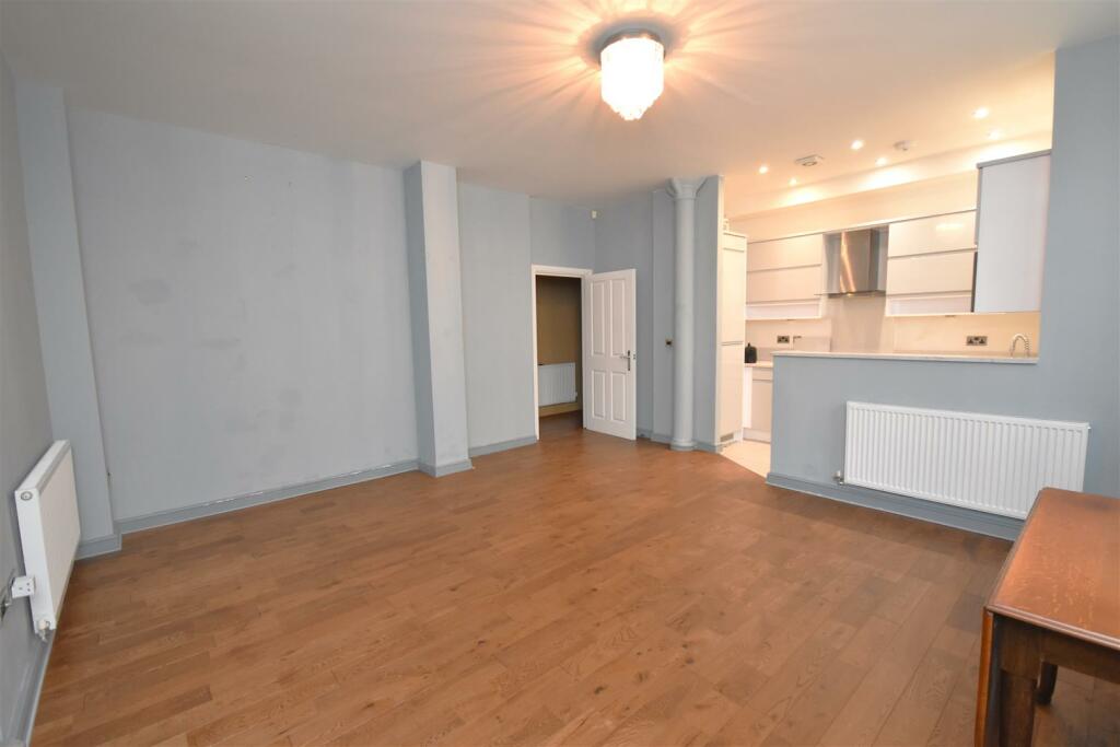 Additional property image - Grenfell Park, Parkgate, Neston