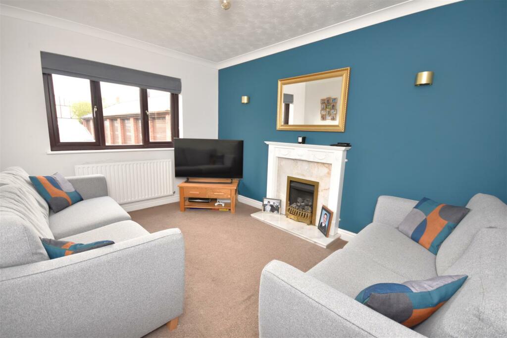 Additional property image - Neston Road, Willaston, Neston