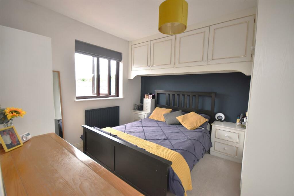 Additional property image - Neston Road, Willaston, Neston