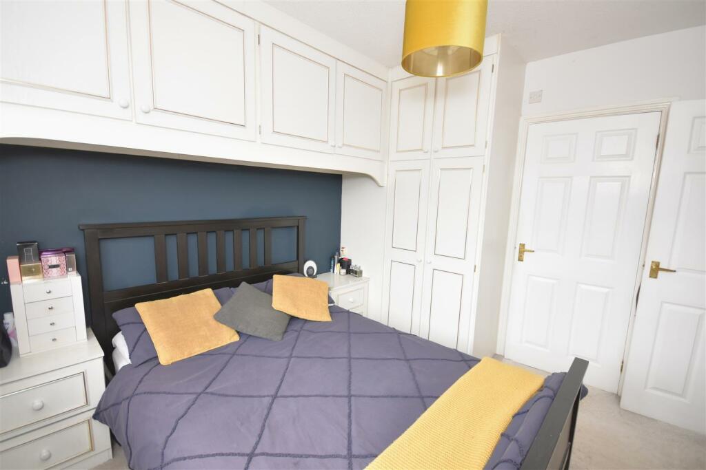 Additional property image - Neston Road, Willaston, Neston