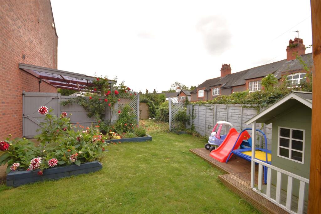 Additional property image - Neston Road, Willaston, Neston
