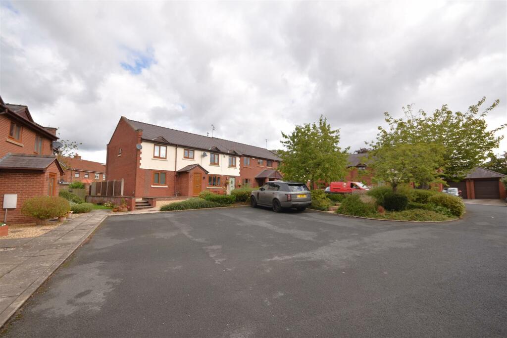 Additional property image - Neston Road, Willaston, Neston
