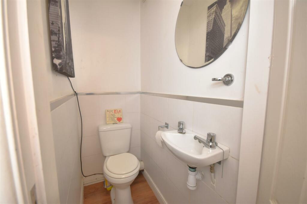 Additional property image - Talbot Avenue, Little Neston