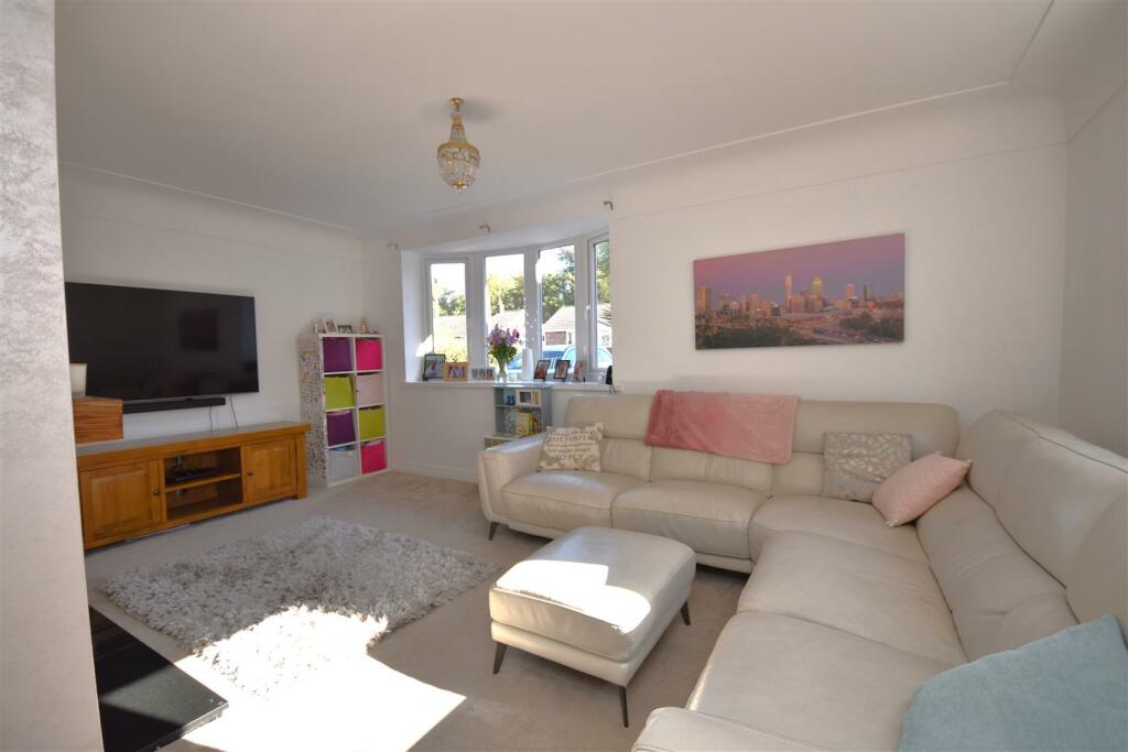 Additional property image - Stonebank Drive, Little Neston