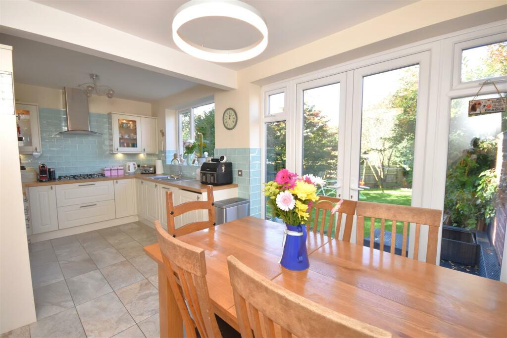 Additional property image - Stonebank Drive, Little Neston