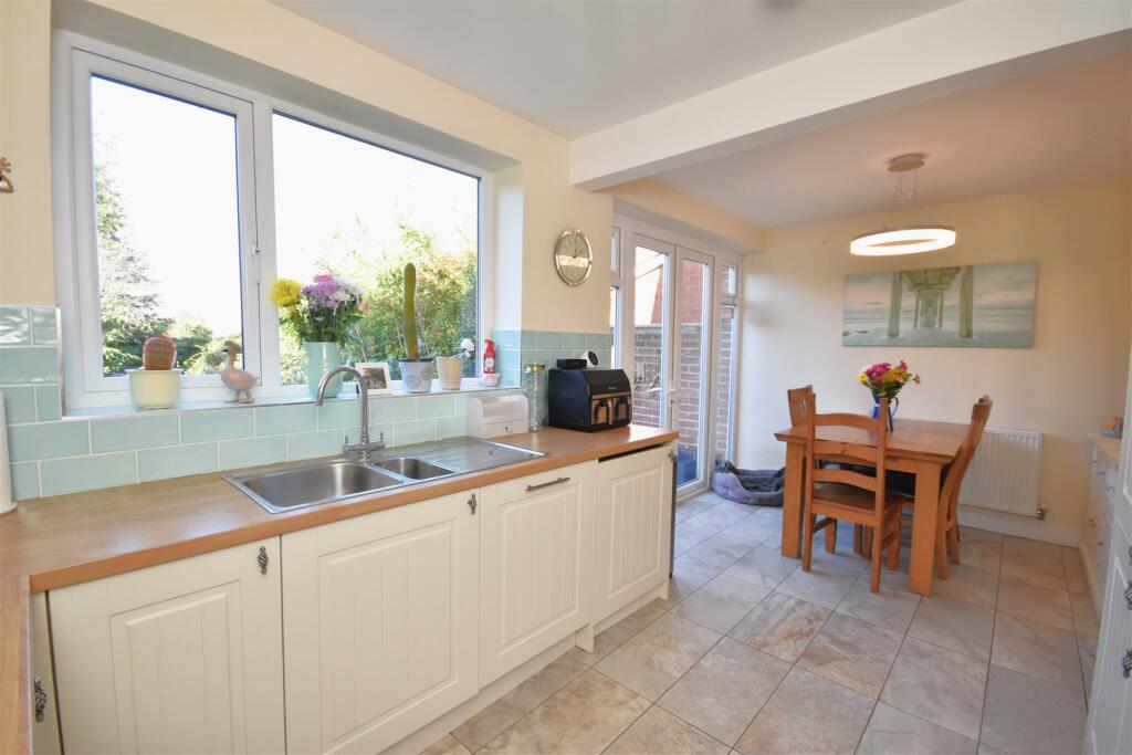 Additional property image - Stonebank Drive, Little Neston