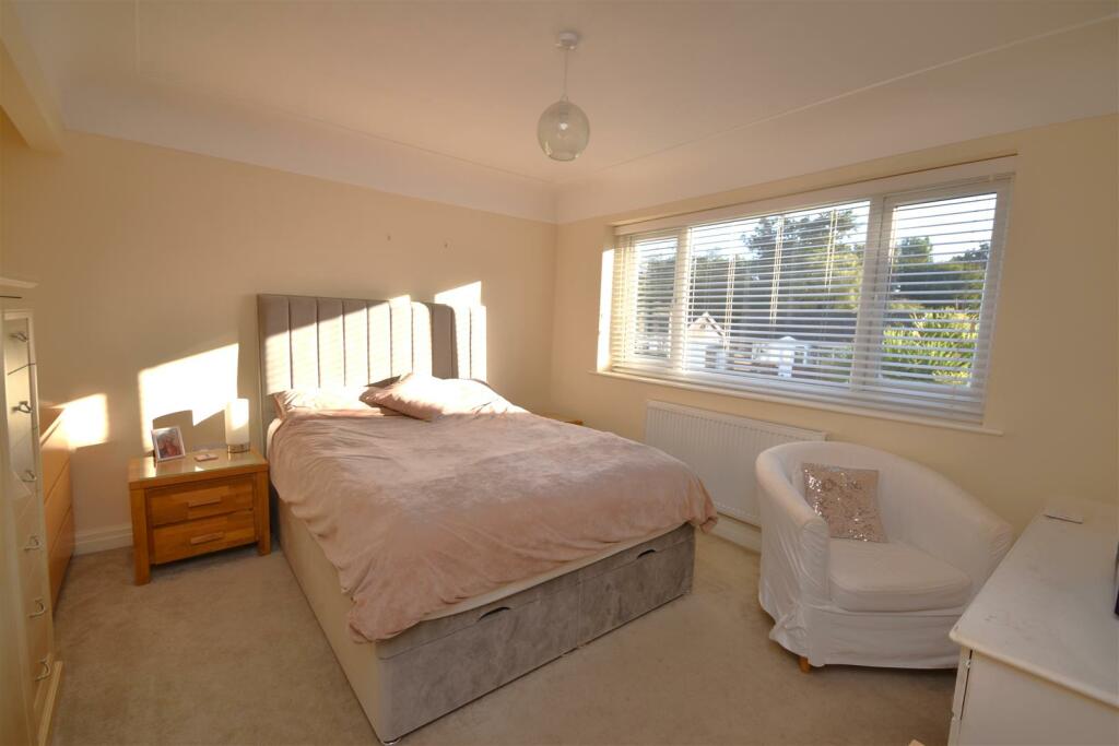 Additional property image - Stonebank Drive, Little Neston