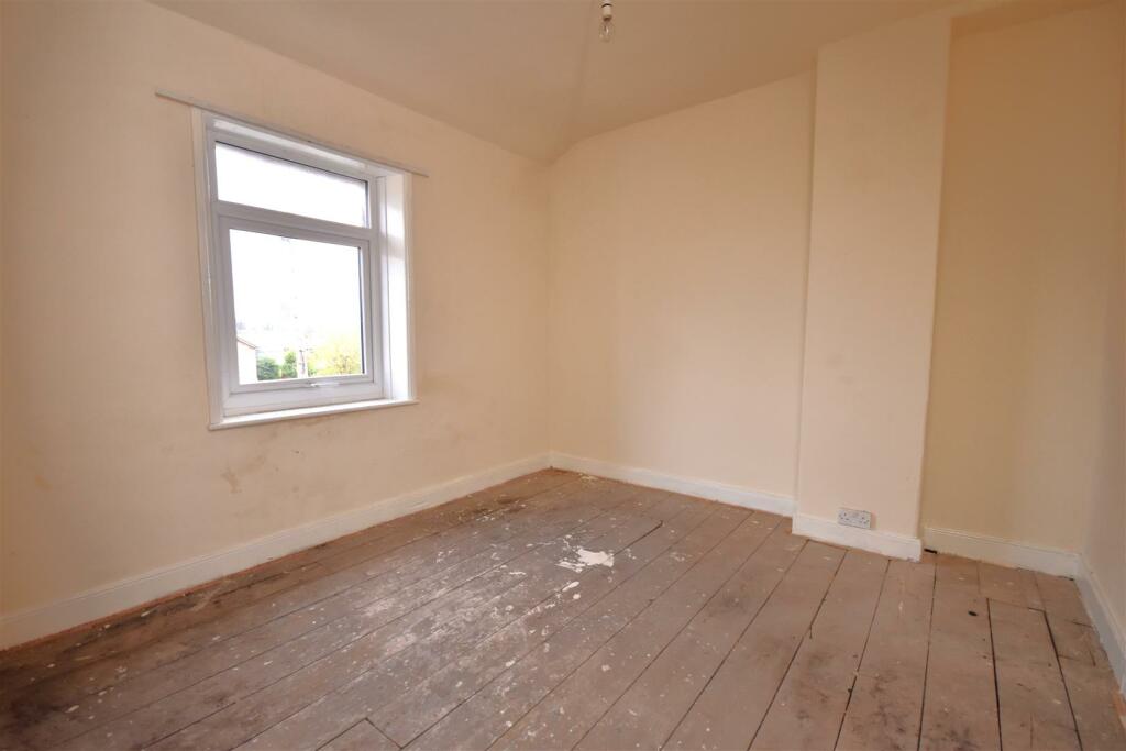 Additional property image - Liverpool Road, Neston, Cheshire