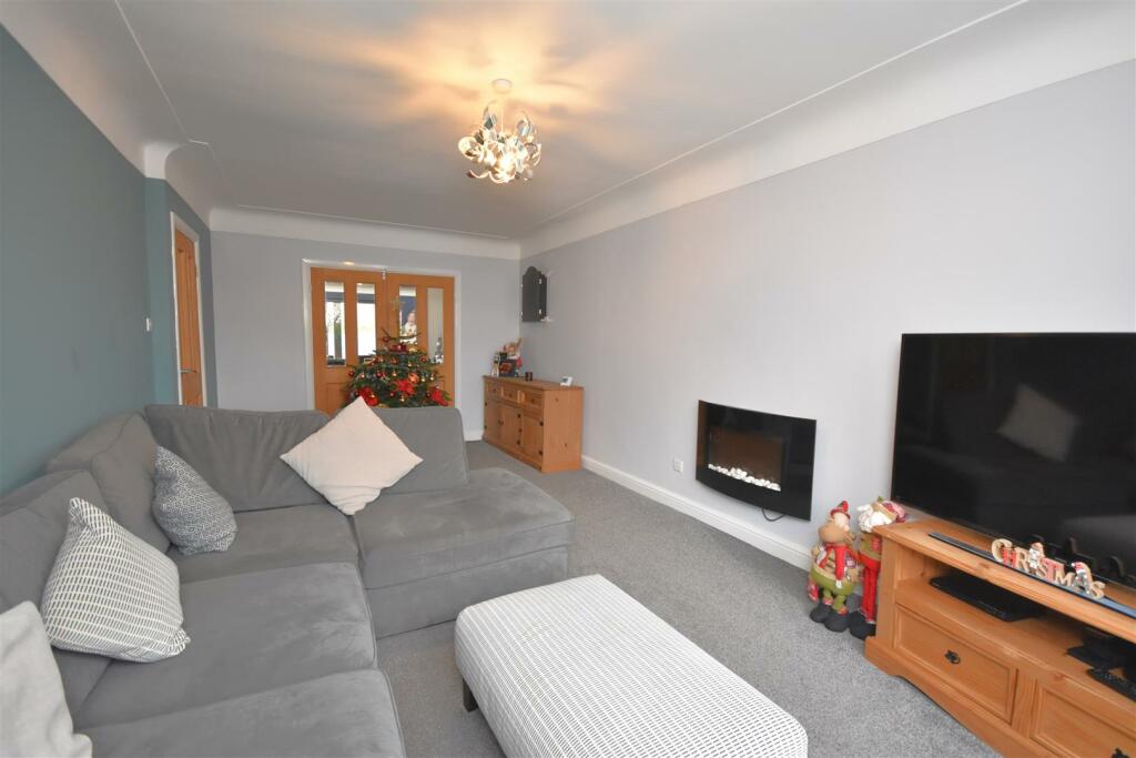 Additional property image - Woodfall Close, Little Neston