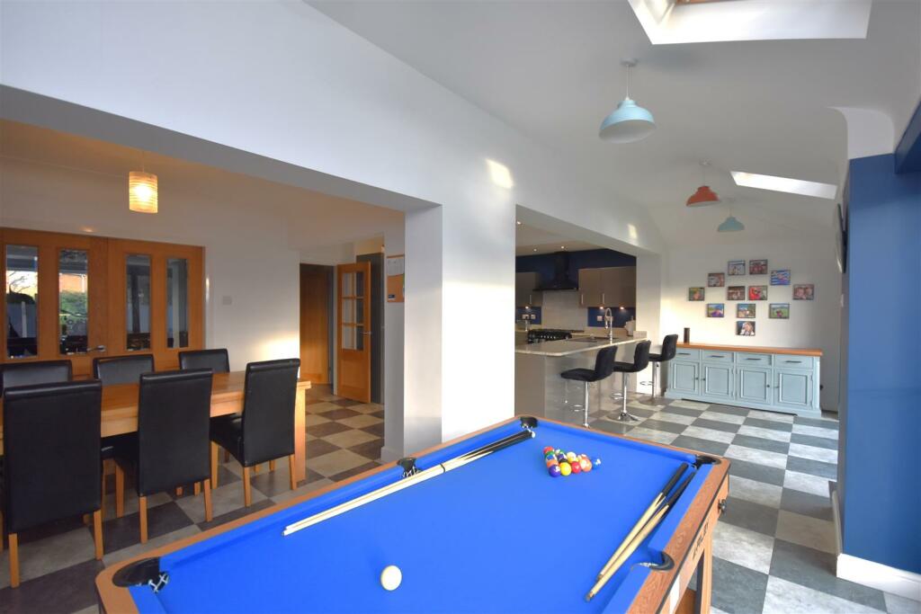 Additional property image - Woodfall Close, Little Neston