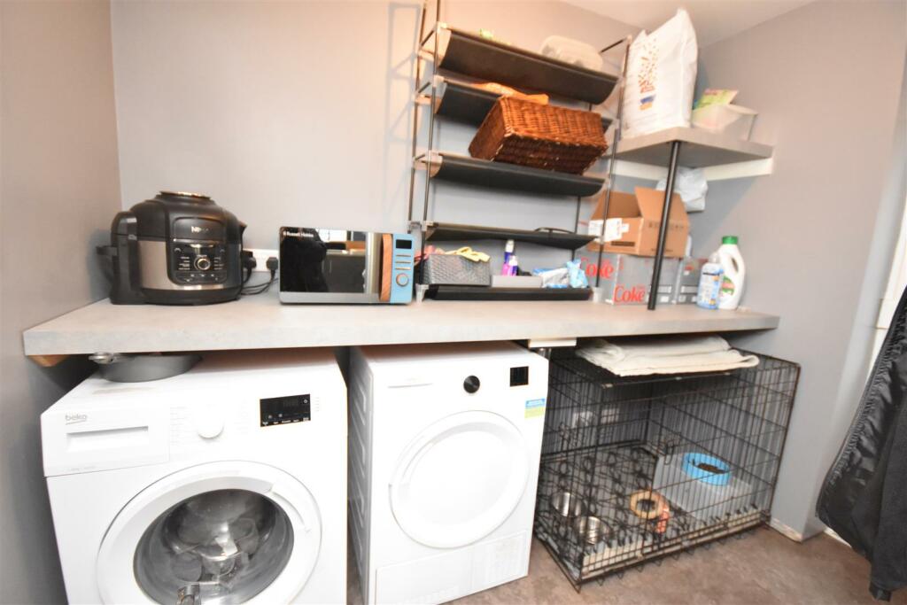 Additional property image - Woodfall Close, Little Neston