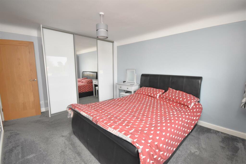 Additional property image - Woodfall Close, Little Neston