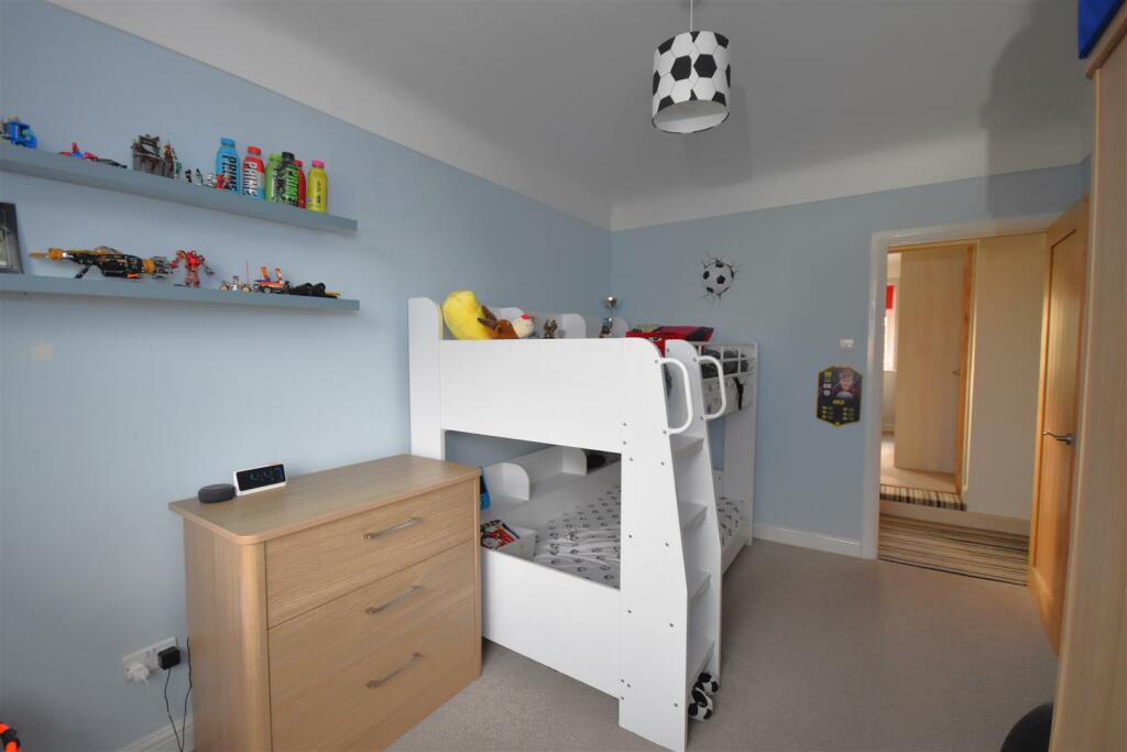 Additional property image - Woodfall Close, Little Neston
