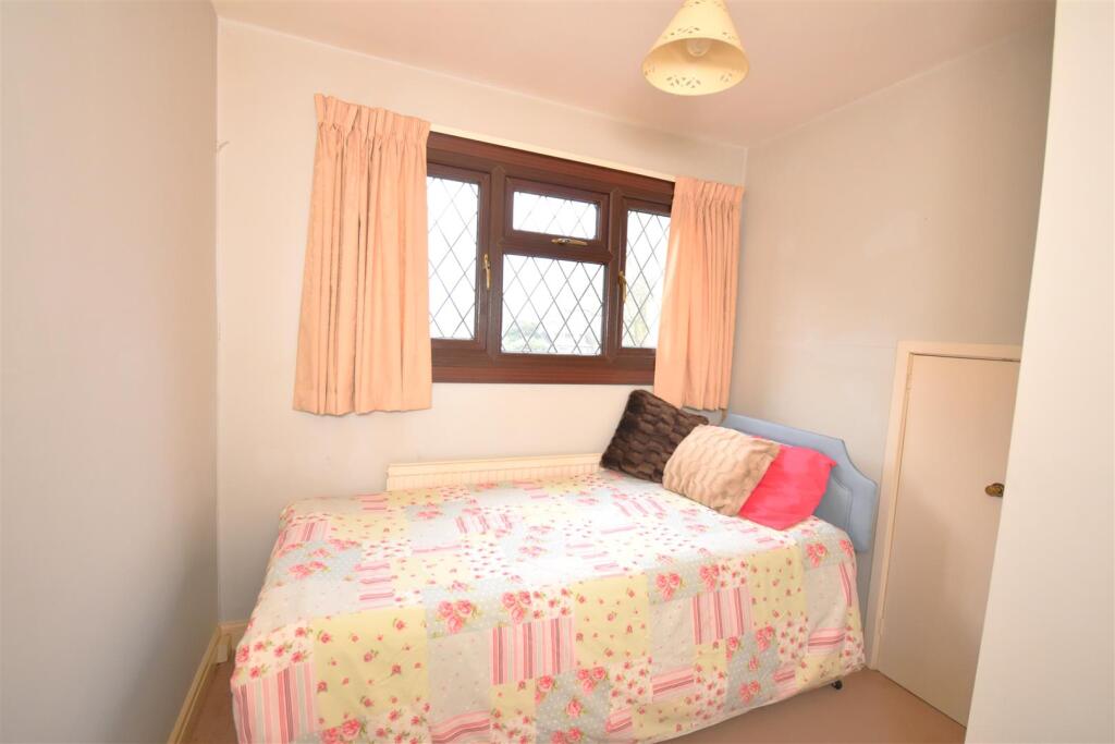 Additional property image - Dunstan Lane, Burton, Neston