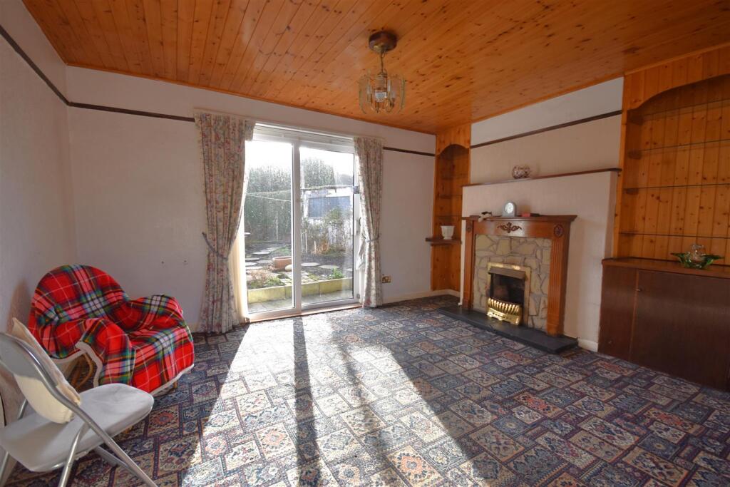 Additional property image - Raby Gardens, Neston