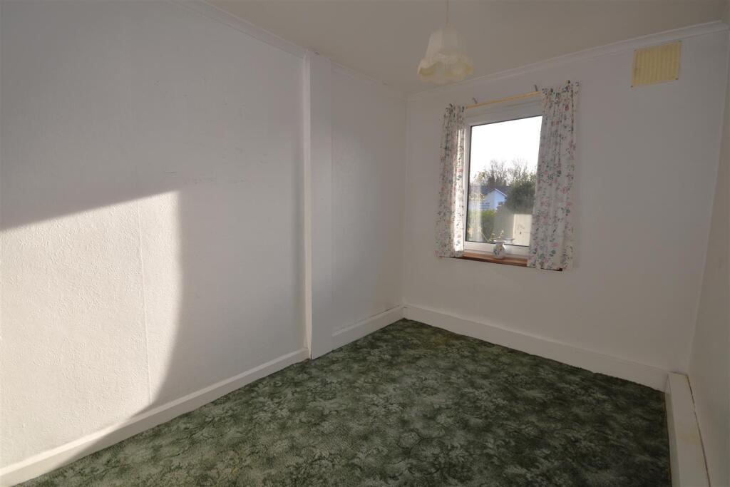 Additional property image - Raby Gardens, Neston