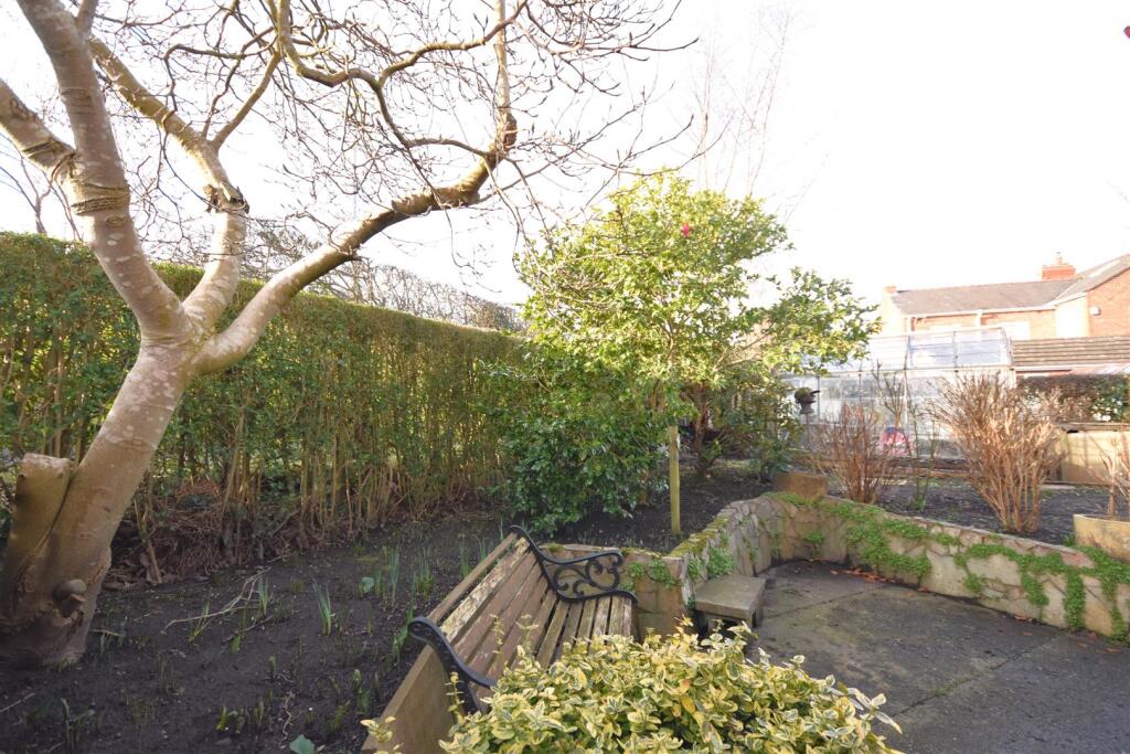 Additional property image - Raby Gardens, Neston