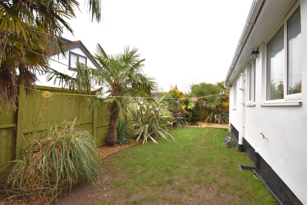 Additional property image - Burton Road, Little Neston, Neston