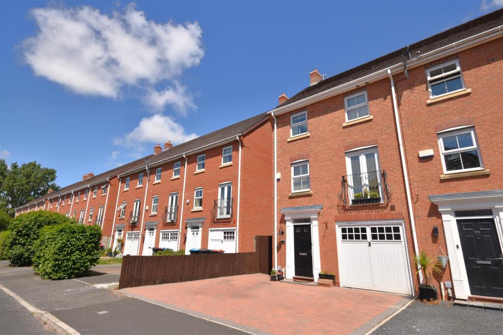 Main image of property: Millfield, Neston
