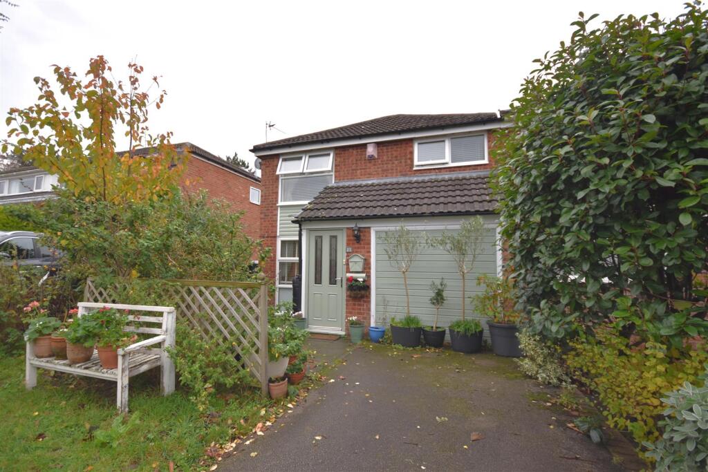 Main image of property: Sandon Crescent, Neston